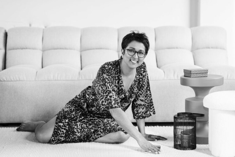 Mila Ganpatsing zwart wit